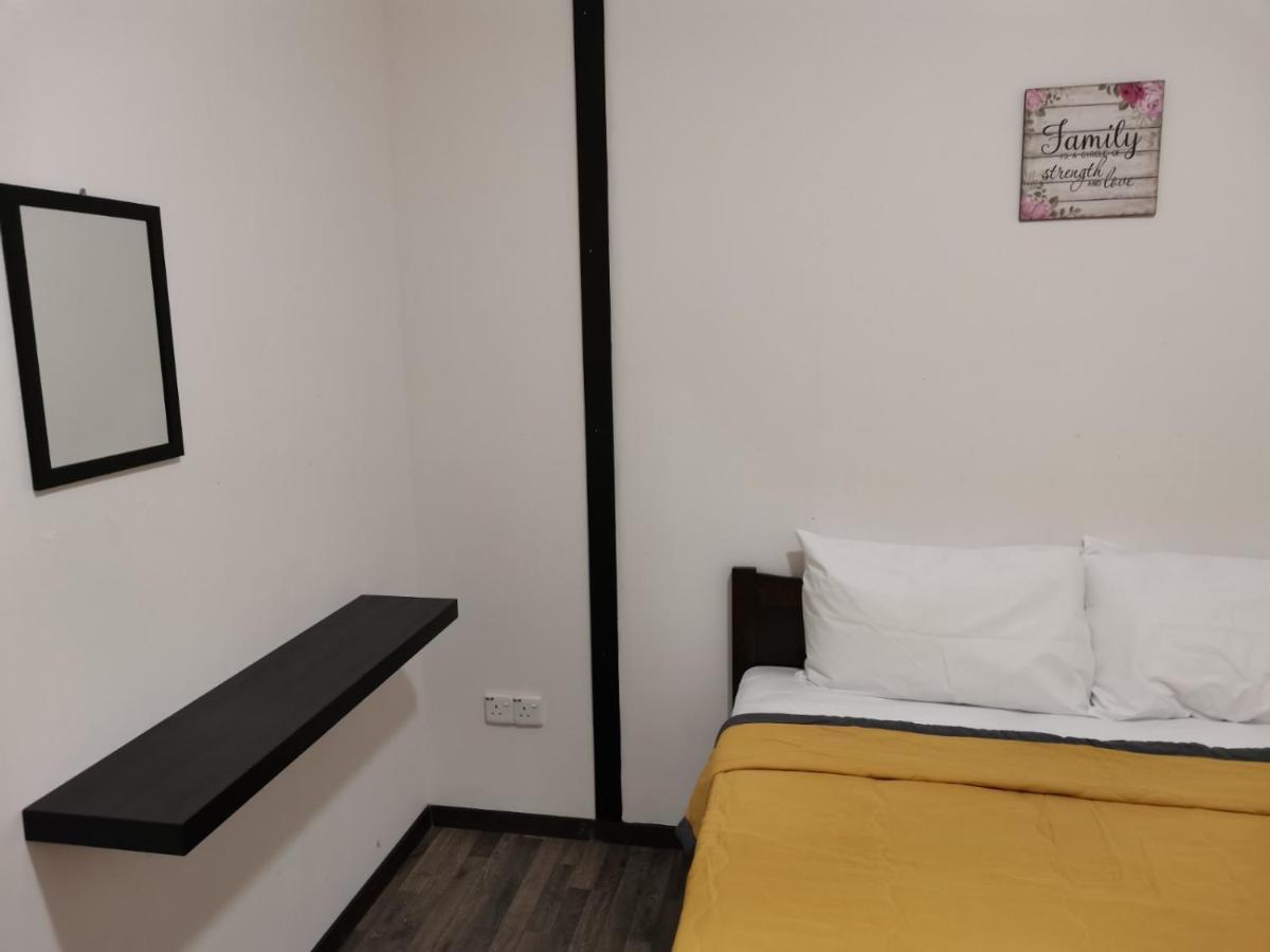 G Fortune Guest House+ George Town Exterior foto