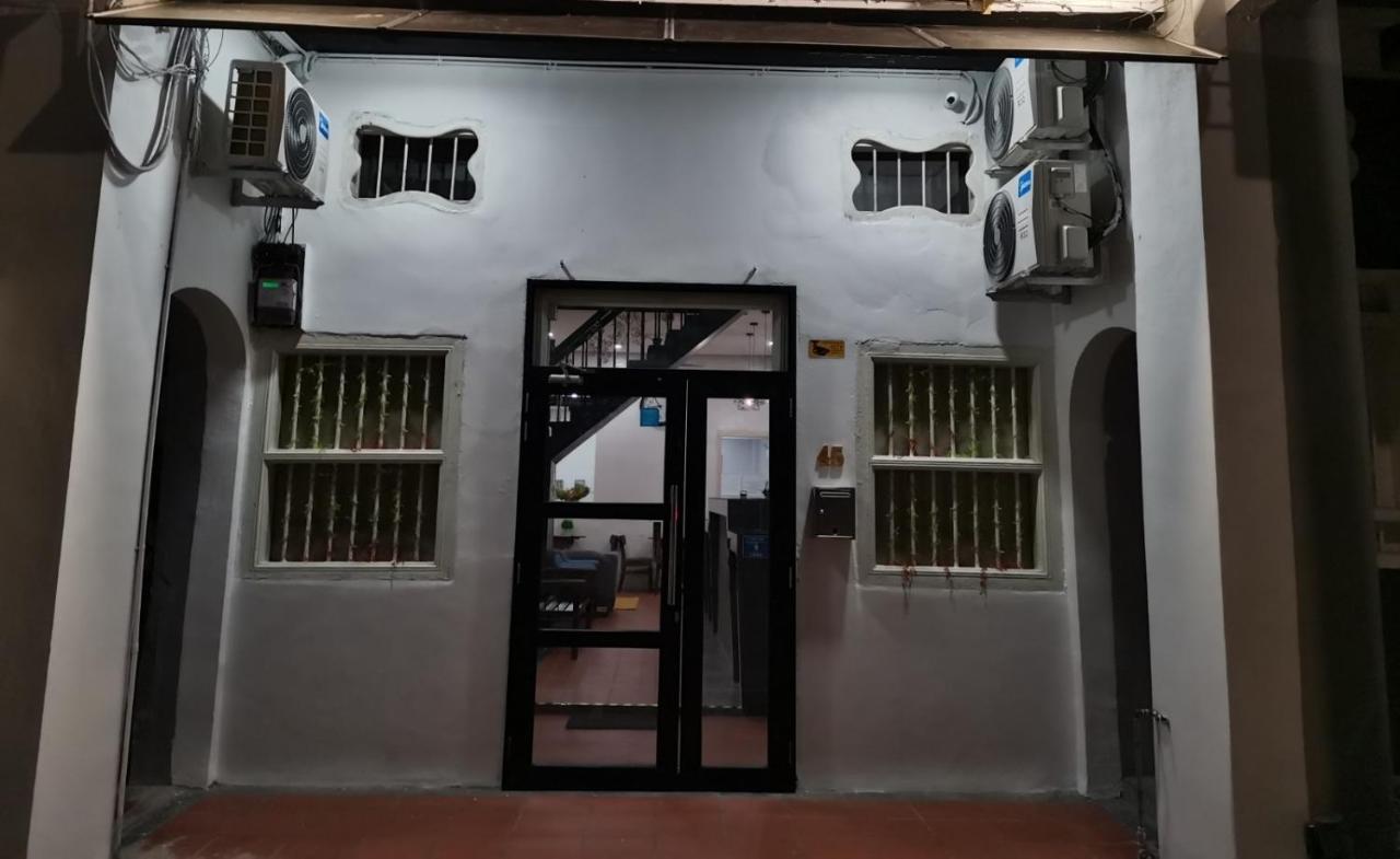 G Fortune Guest House+ George Town Exterior foto