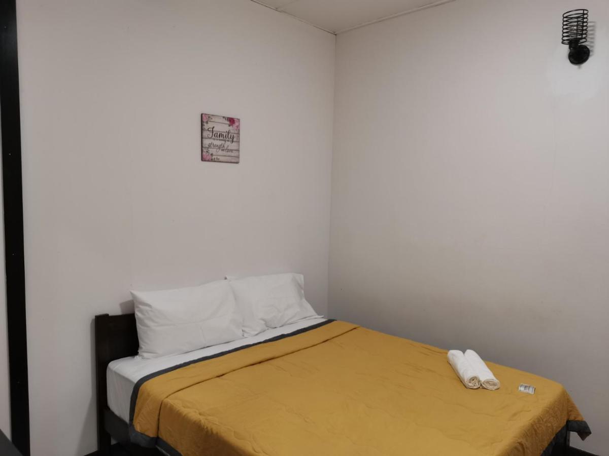 G Fortune Guest House+ George Town Exterior foto